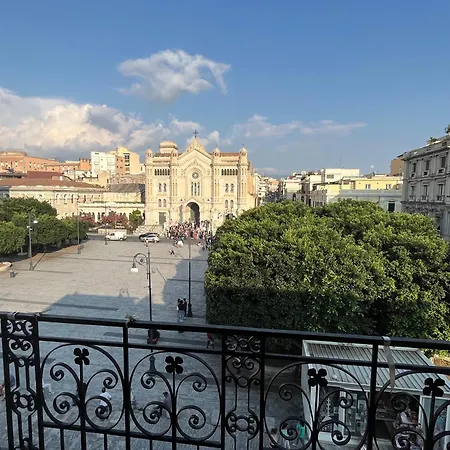 Sul Duomo - La Casa Di Pina Apartamento Reggio di Calabria